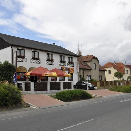 Pension Sparta Prague Ngoại thất bức ảnh