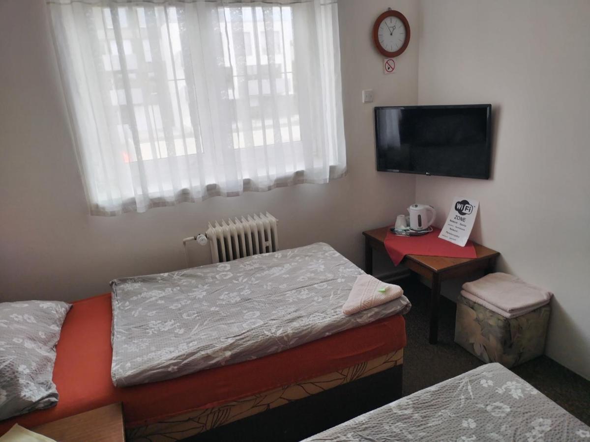 Pension Sparta Prague Ngoại thất bức ảnh
