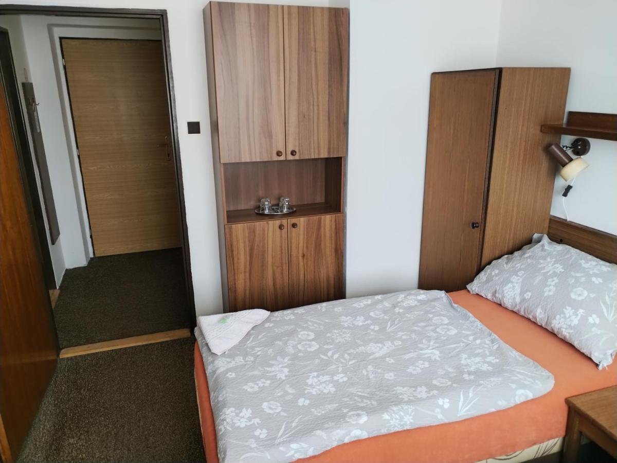 Pension Sparta Prague Ngoại thất bức ảnh